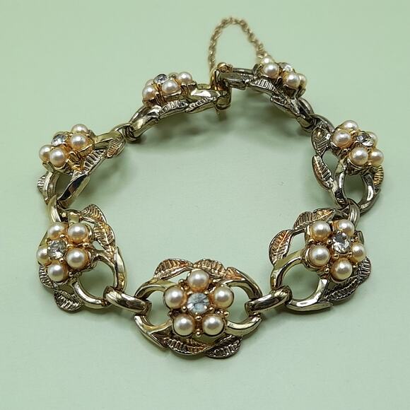 Vintage Coro Clear Rhinestone Faux Pearl Cluster Bracelet, 1960s, 6 3/4 Inches - Picture 1 of 10
